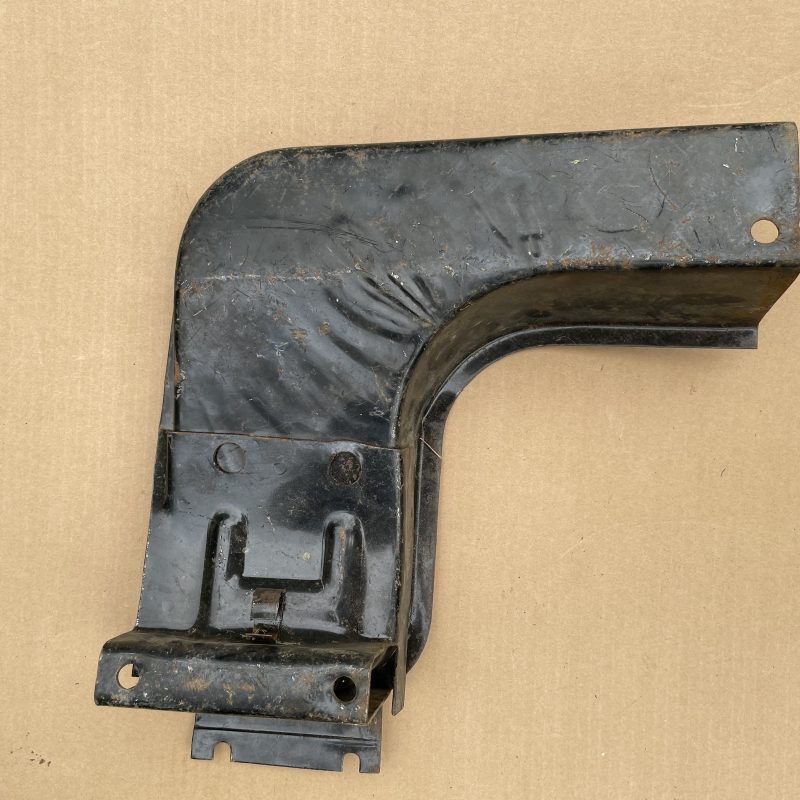 Угол короба передний левый